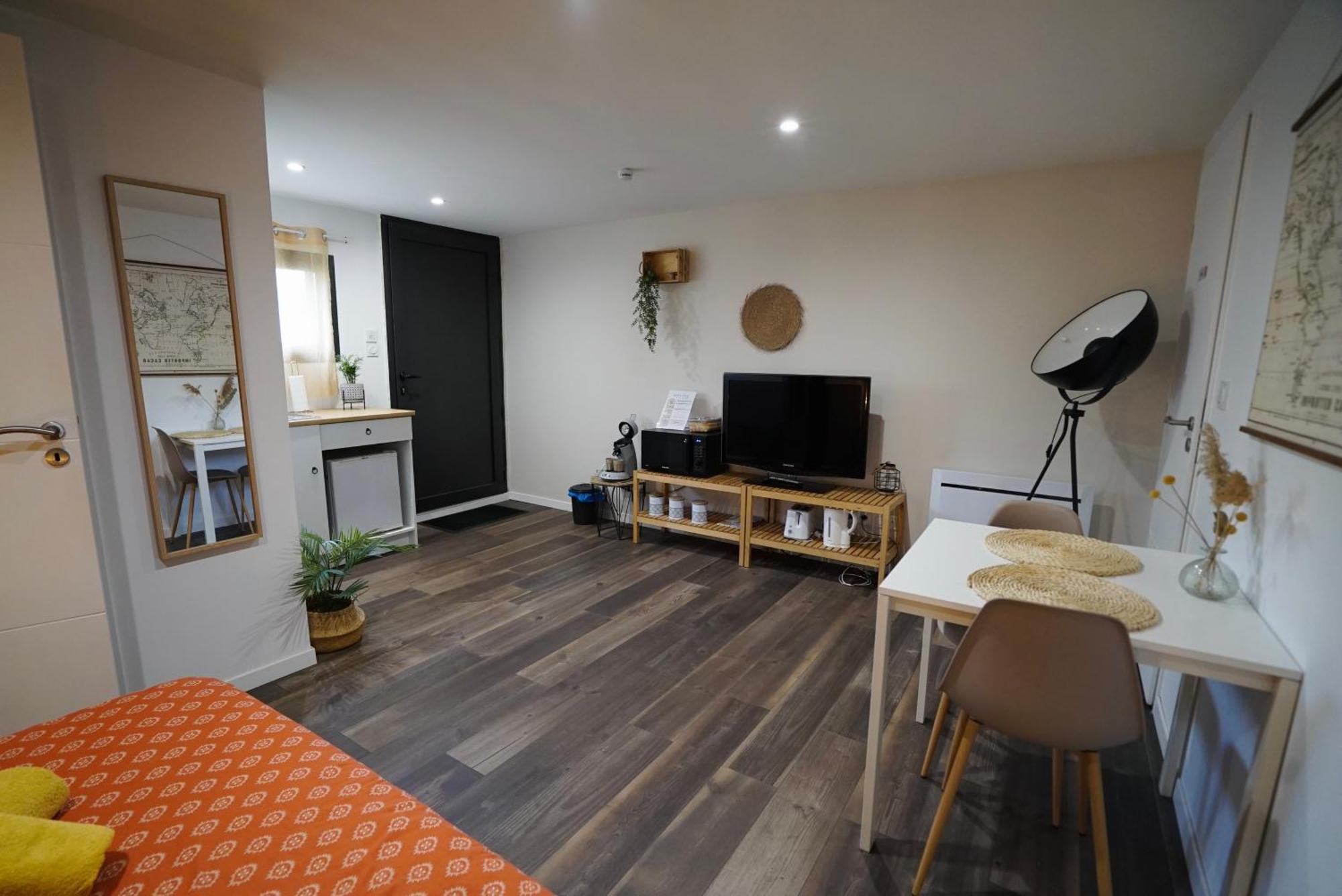 Studio Independant A 20Min Des Plages Castelnau-de-Guers Экстерьер фото